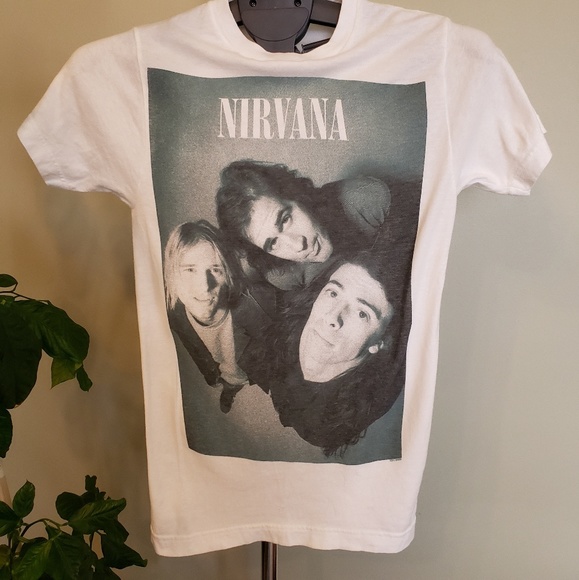 Tultex Tops - Nirvana graphic tshirt